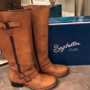 Seychelles- Hold My Hand Tall side zip Boot